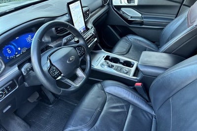 2023 Ford Explorer Platinum