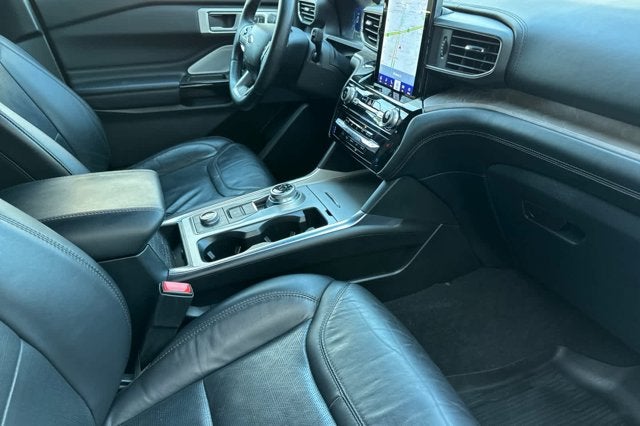 2023 Ford Explorer Platinum