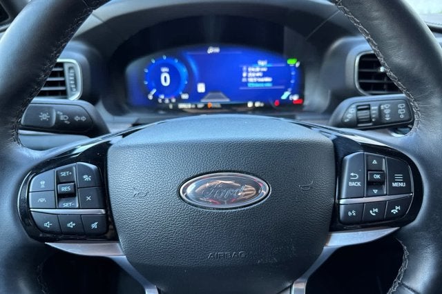 2023 Ford Explorer Platinum