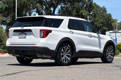 2023 Ford Explorer ST-Line