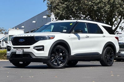 2023 Ford Explorer ST-Line