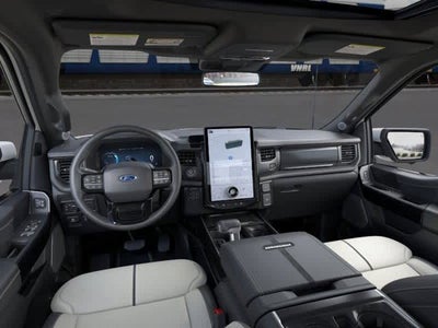 2025 Ford F-150 Lightning Platinum