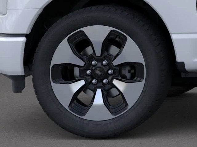 2025 Ford F-150 Lightning Platinum