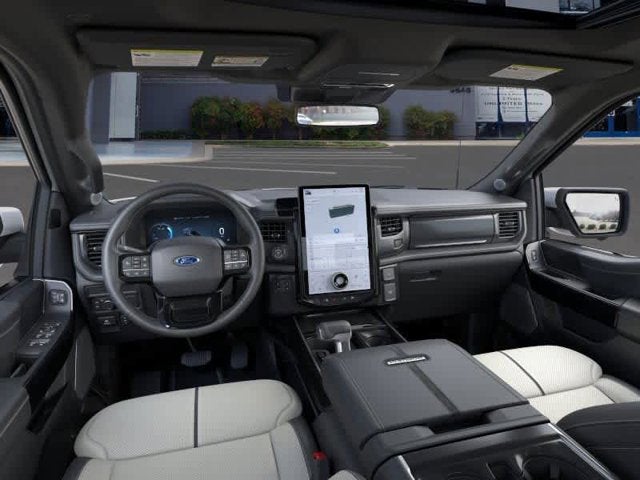 2025 Ford F-150 Lightning Platinum