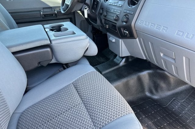 2016 Ford Super Duty F-250 SRW XL