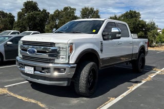 2017 Ford Super Duty F-250 SRW Lariat