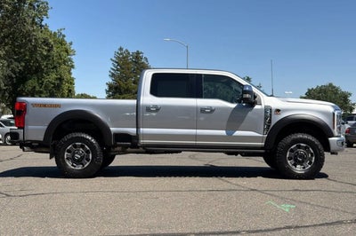 2024 Ford Super Duty F-250 SRW Platinum