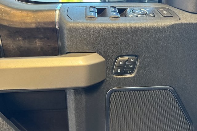 2022 Ford Super Duty F-250 SRW LARIAT