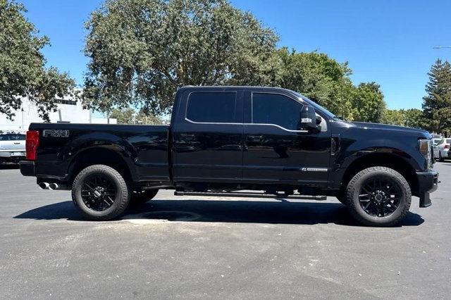 2022 Ford Super Duty F-250 SRW LARIAT