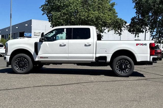 2026 Ford Super Duty F-350 SRW Platinum