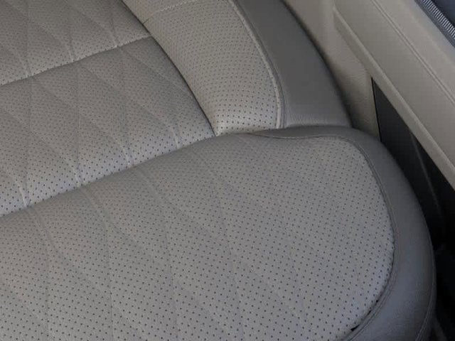 2025 Ford Super Duty F-350 SRW Platinum