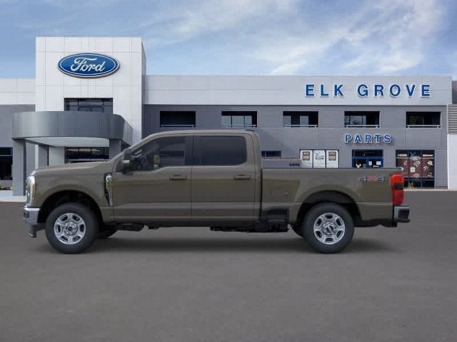 2026 Ford Super Duty F-350 SRW XLT