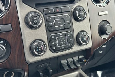 2016 Ford Super Duty F-350 SRW Lariat 4WD Crew Cab 156