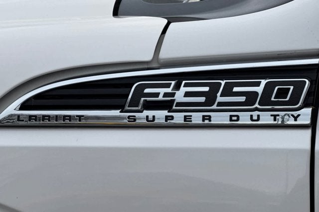 2016 Ford Super Duty F-350 SRW Lariat 4WD Crew Cab 156