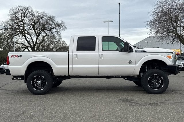 2016 Ford Super Duty F-350 SRW Lariat 4WD Crew Cab 156