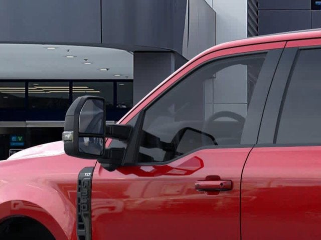 2026 Ford Super Duty F-350 SRW XLT