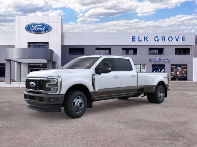 2026 Ford Super Duty F-350 DRW King Ranch 4WD Crew Cab 8 Box