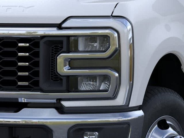 2026 Ford Super Duty F-350 DRW 4WD Crew Cab 8 Box