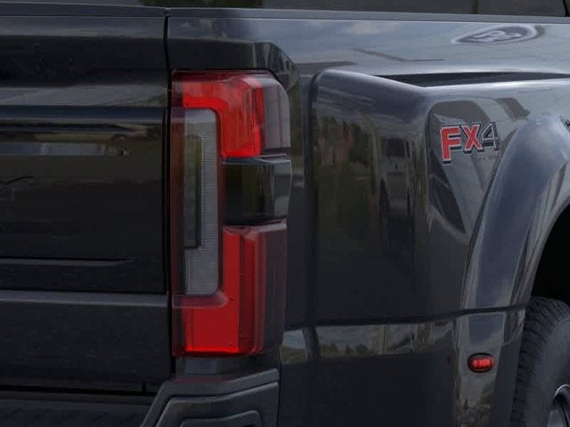 2026 Ford Super Duty F-350 DRW Platinum 4WD Crew Cab 8 Box