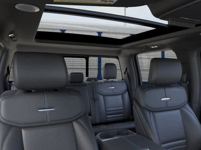 2026 Ford Super Duty F-350 DRW Platinum 4WD Crew Cab 8 Box