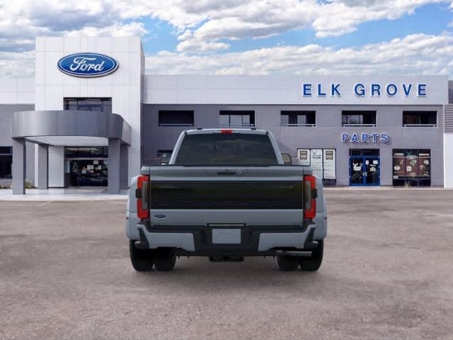 2026 Ford Super Duty F-350 DRW Platinum 4WD Crew Cab 8 Box