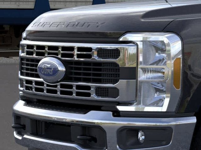 2026 Ford Super Duty F-350 DRW XLT 4WD Crew Cab 8 Box