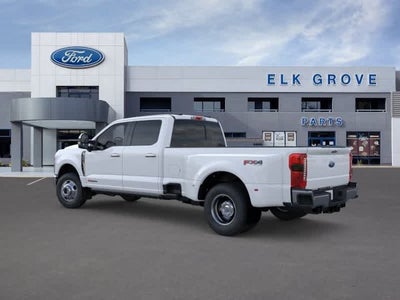 2026 Ford Super Duty F-350 DRW LARIAT 4WD Crew Cab 8 Box
