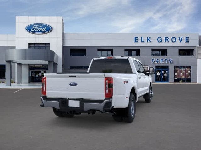 2026 Ford Super Duty F-350 DRW LARIAT 4WD Crew Cab 8 Box