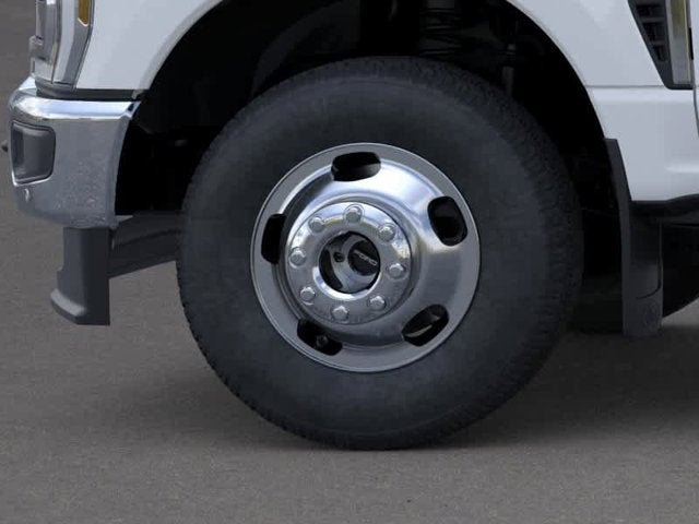 2026 Ford Super Duty F-350 DRW 4WD Crew Cab 8 Box