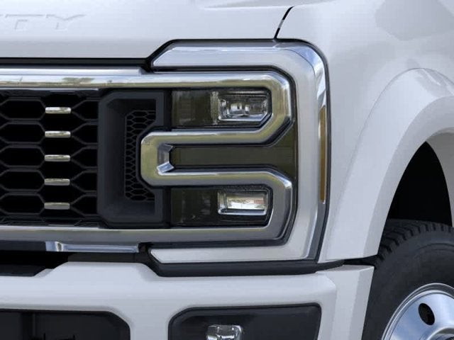2026 Ford Super Duty F-450 DRW 4WD Crew Cab 8 Box
