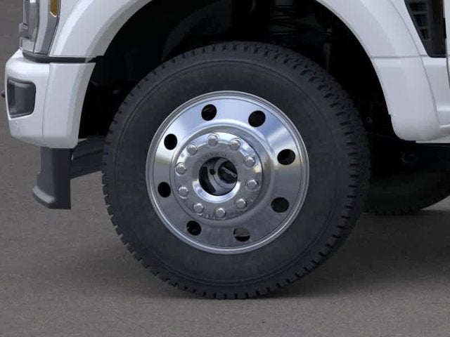 2026 Ford Super Duty F-450 DRW 4WD Crew Cab 8 Box