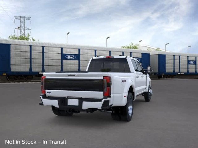 2026 Ford Super Duty F-450 DRW 4WD Crew Cab 8 Box