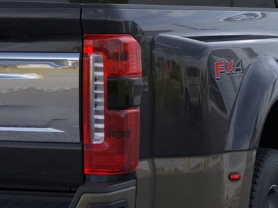 2026 Ford Super Duty F-450 DRW 4WD Crew Cab 8 Box