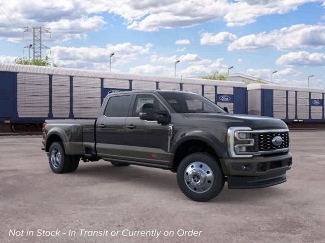 2026 Ford Super Duty F-450 DRW 4WD Crew Cab 8 Box