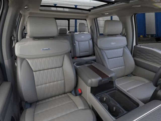 2026 Ford Super Duty F-450 DRW 4WD Crew Cab 8 Box