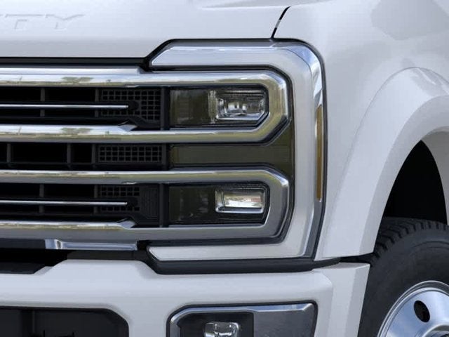 2026 Ford Super Duty F-450 DRW 4WD Crew Cab 8 Box