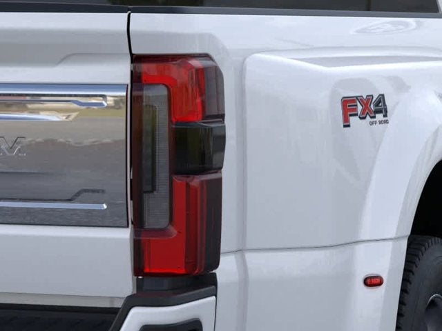 2026 Ford Super Duty F-450 DRW 4WD Crew Cab 8 Box