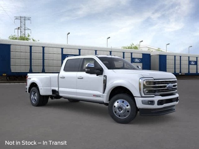 2026 Ford Super Duty F-450 DRW 4WD Crew Cab 8 Box