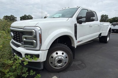 2025 Ford Super Duty F-450 DRW Platinum 4WD Crew Cab 8 Box