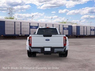 2026 Ford Super Duty F-450 DRW 4WD Crew Cab 8 Box