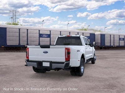 2026 Ford Super Duty F-450 DRW 4WD Crew Cab 8 Box