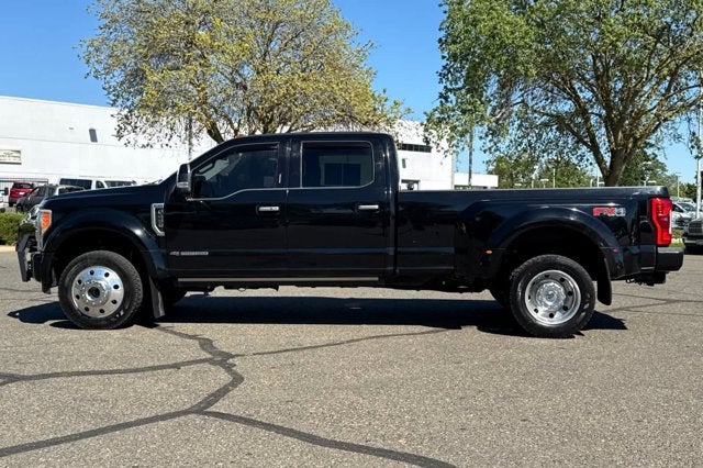 2018 Ford Super Duty F-450 DRW Limited 4WD Crew Cab 8 Box