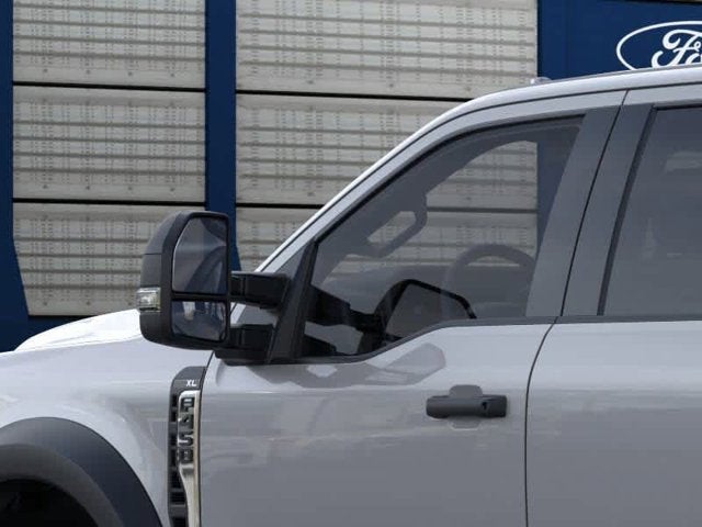 2026 Ford Super Duty F-450 DRW XL 4WD Crew Cab 8 Box