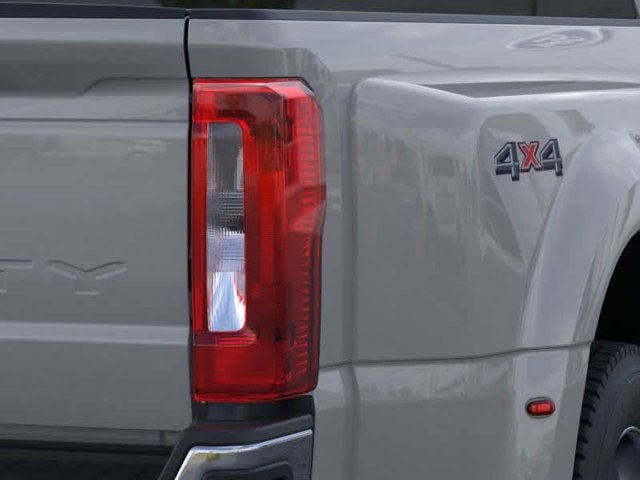 2026 Ford Super Duty F-450 DRW XL 4WD Crew Cab 8 Box