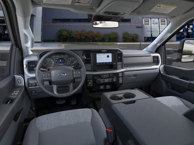 2026 Ford Super Duty F-350 SRW XLT