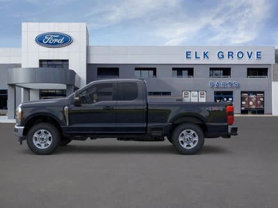 2026 Ford Super Duty F-350 SRW XLT