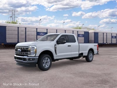 2026 Ford Super Duty F-350 SRW XLT