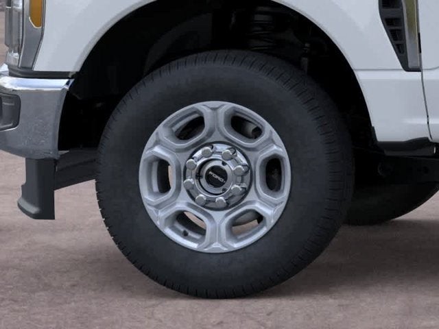 2026 Ford Super Duty F-350 SRW XLT