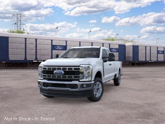 2026 Ford Super Duty F-350 SRW XLT
