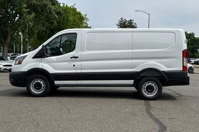 2026 Ford Transit Cargo Van T-250 130" Low Rf 9150 GVWR RWD